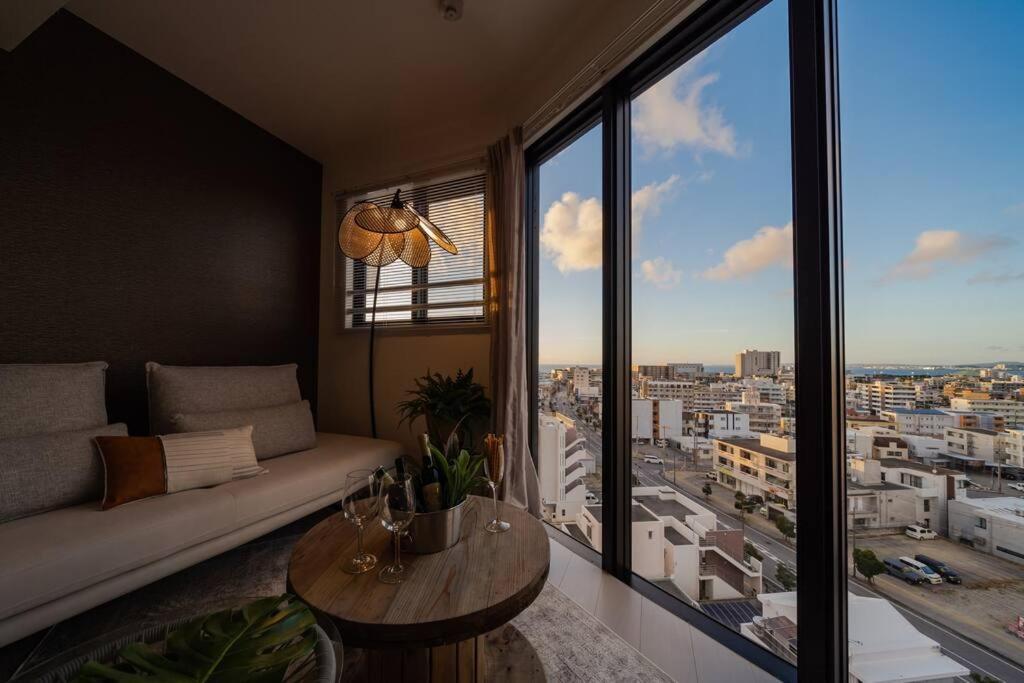 The Penthouse Ginowan Lejlighed Urasoe Eksteriør billede